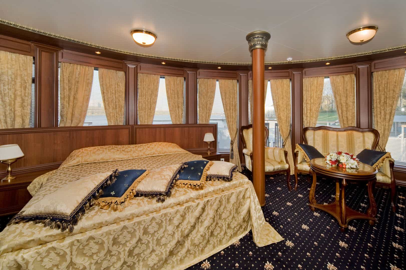 cruiseImg3