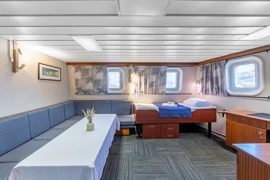 cruiseImg2