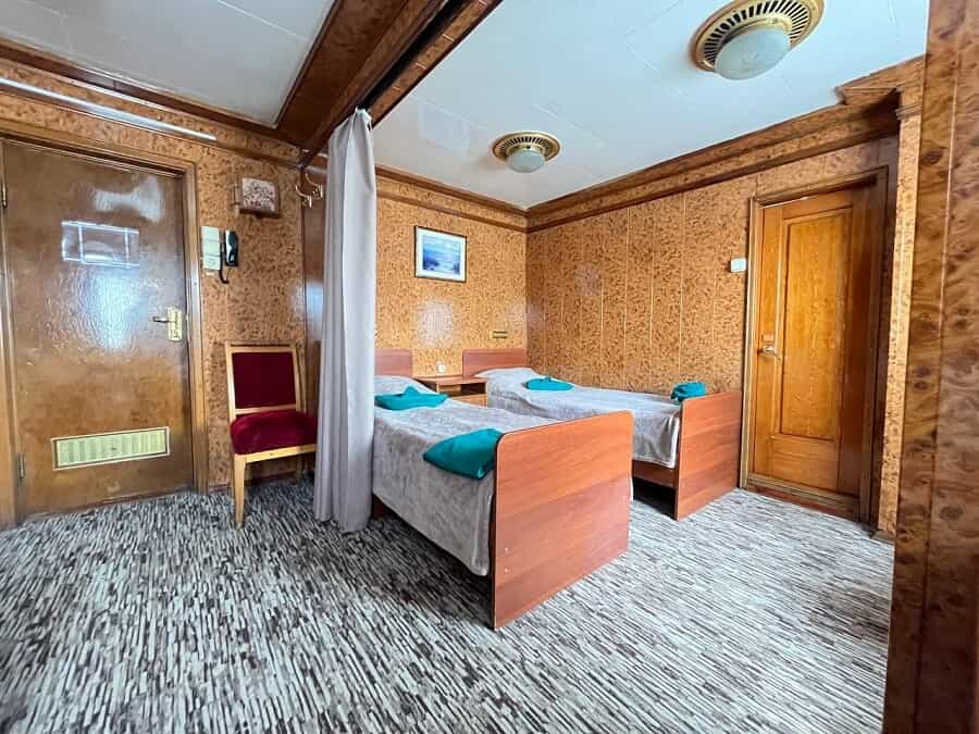 cruiseImg1