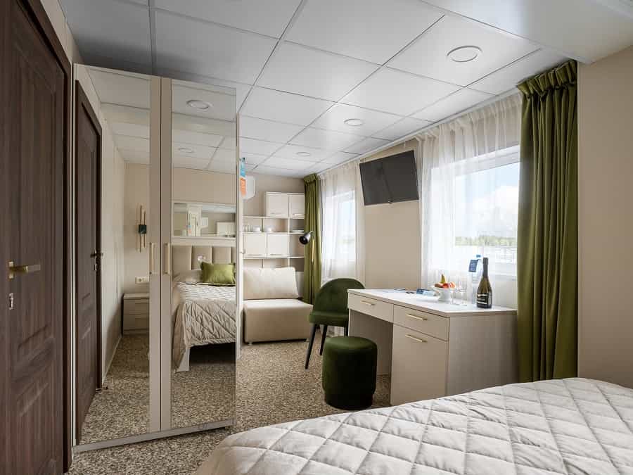 cruiseImg1