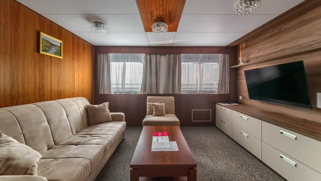 cruiseImg5