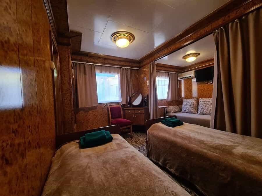 cruiseImg2
