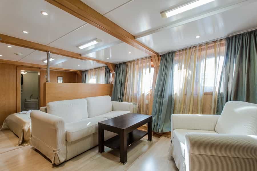 cruiseImg2